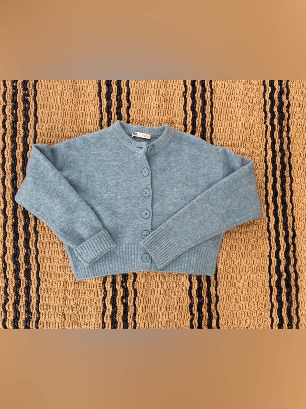 Zara Soft Knit Cropped Cardigan. Blue, Size Medium. EUC. - Picture 2 of 5
